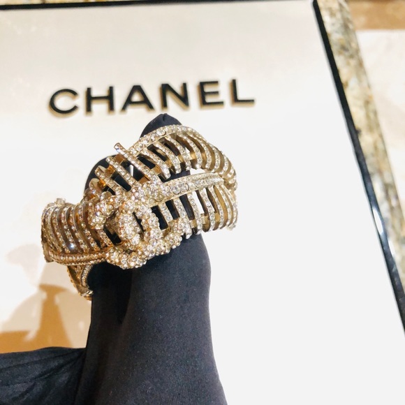 Chanel crystal double cuff - Picture 3 of 8